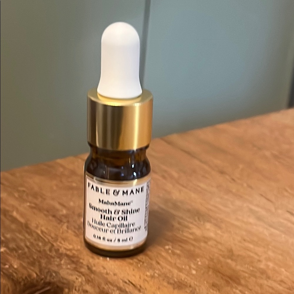 Fable & Mane MahaMane Smooth & Shine Oil